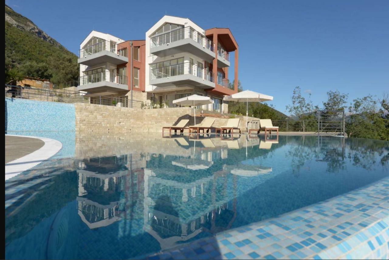 Apartments Acacia Hill Ðenovići 外观 照片
